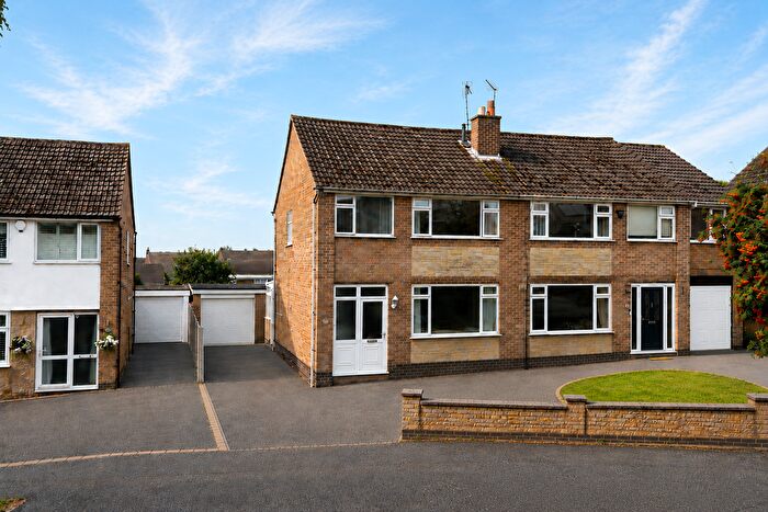 3 Bedroom Semi-detached House For Sale In Neville Drive, Markfield, Leicester, Leicestershire, LE67