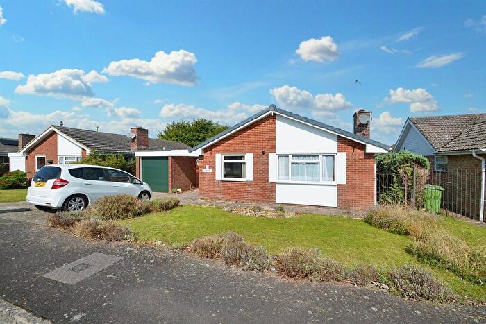 3 Bedroom Detached Bungalow For Sale In South Wonston, SO21