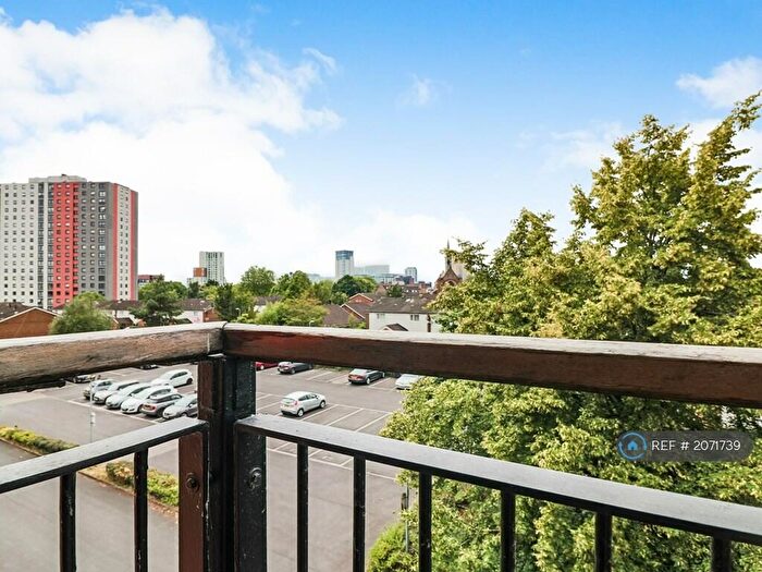 2 Bedroom Flat To Rent In Ordsall Lane, Manchester, M5