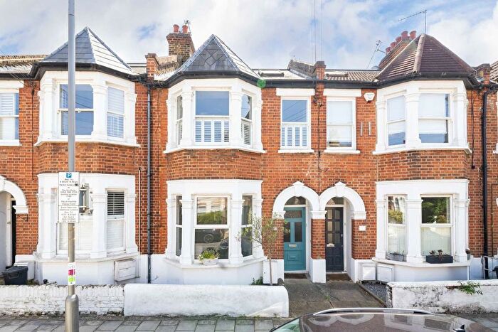 1 Bedroom Flat To Rent In Trewint Street, Earlsfield, SW18