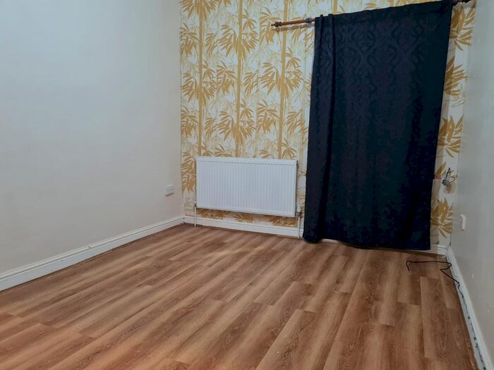 1 Bedroom Flat To Rent In Coventry Road, Birmingham B10
