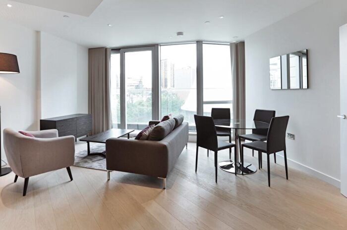 2 Bedroom Flat To Rent In Providence Wharf, Charrington Tower, E14