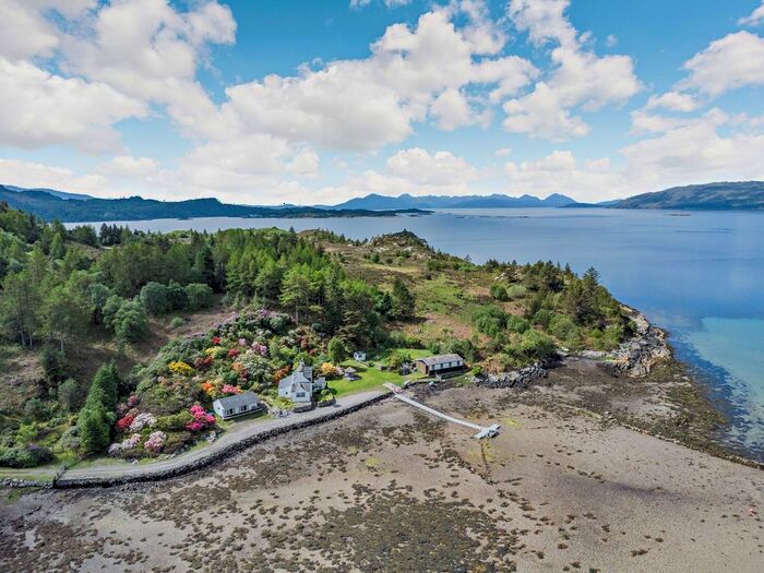 4 Bedroom Detached House For Sale In Lochcarron, Strathcarron, Ross-Shire, IV54