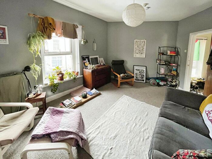 2 Bedroom Flat To Rent In Redlaver Street, Cardiff, CF11