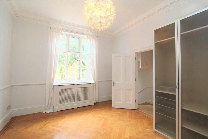 3 Bedroom Flat To Rent In North Common Road, London, W5