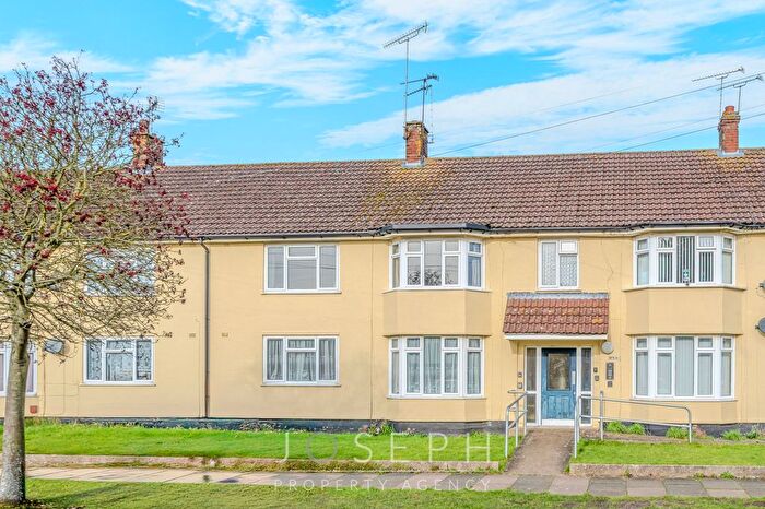 2 Bedroom Flat For Sale In Swansea Avenue, Ipswich, IP2