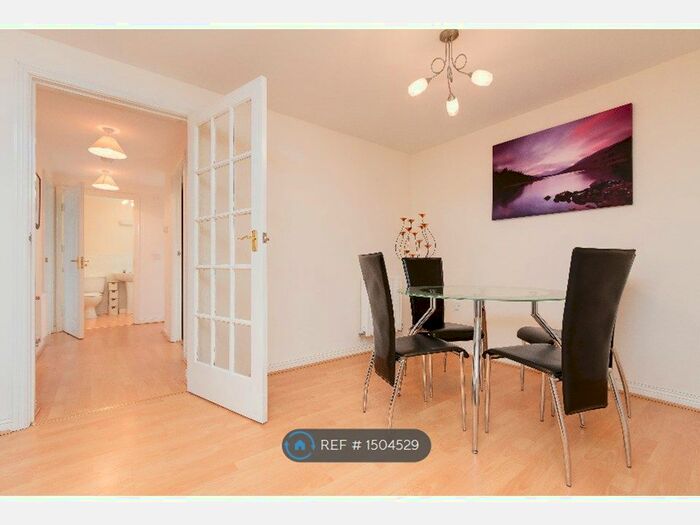 2 Bedroom Flat To Rent In South Terrace Court, Stoke On Trent, ST4