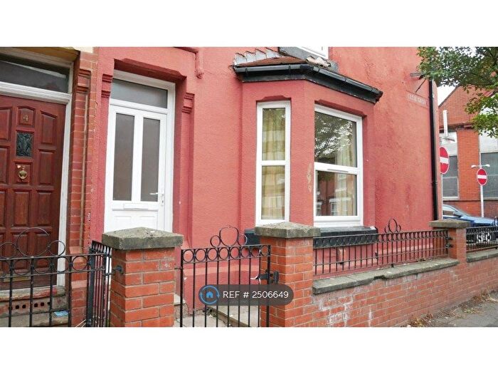 3 Bedroom End Of Terrace House To Rent In Cecil Grove, Manchester, M18