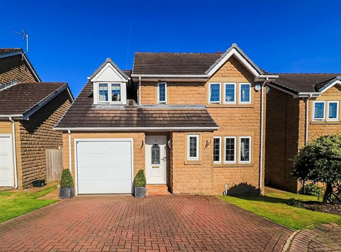 4 Bedroom Detached House For Sale In Manor Park, Dewsbury, WF12