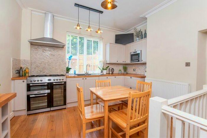 4 Bedroom Property To Rent In Fishergate, York, YO10