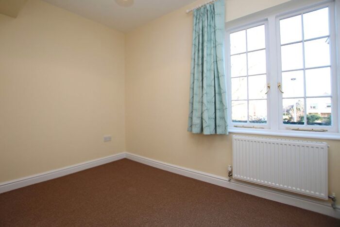 1 Bedroom Flat To Rent In Church Street, Stanground, Peterborough, PE2