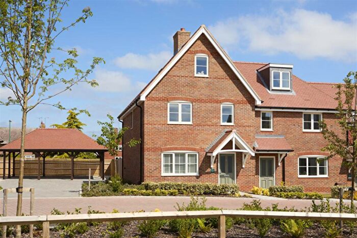 4 Bedroom House For Sale In Bentwood Way, Lavant, PO18