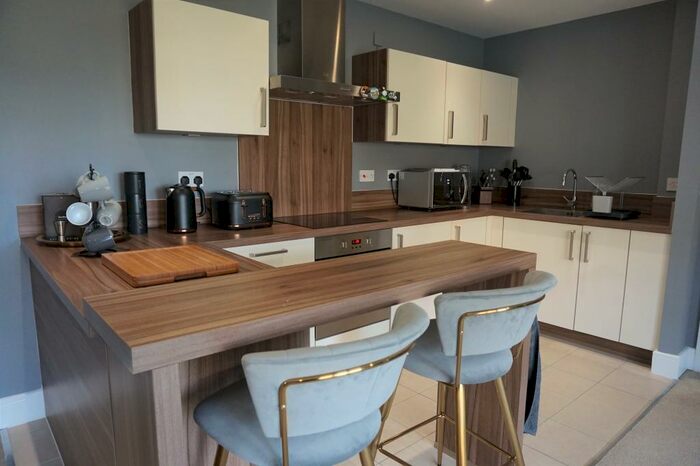 2 Bedroom Apartment To Rent In Selskar Court, Usk Way, Newport, NP20