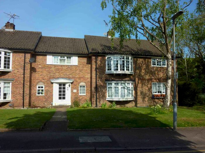 2 Bedroom Flat To Rent In Merry Hill Road, Bushey, WD23