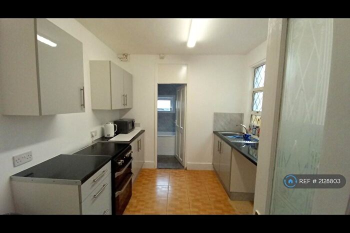 3 Bedroom Terraced House To Rent In Alpha Road, London, N18