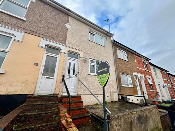 2 Bedroom Terraced House To Rent In Dryden Street, Swindon, SN1