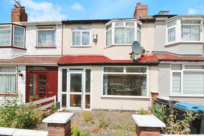 3 Bedroom Terraced House To Rent In Woodlands Road, London, N9