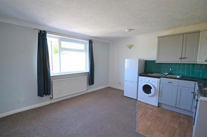 1 Bedroom Flat To Rent In Falmer Road, Brighton, East Sussex, BN2