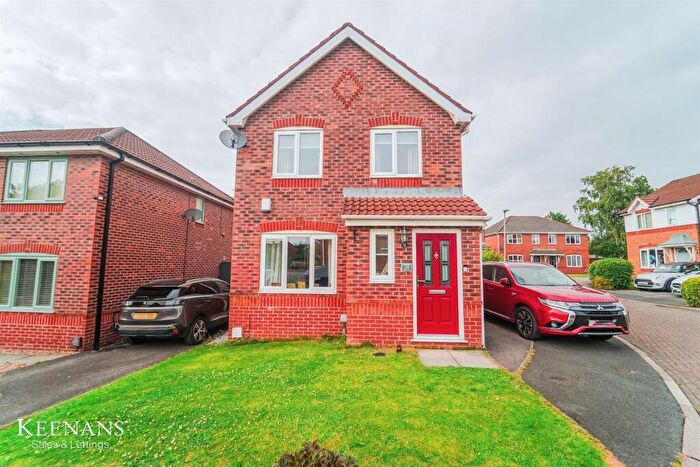 3 Bedroom Detached House For Sale In Burrs Lea Close, Bury, BL9