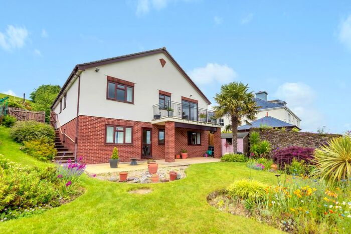5 Bedroom Detached House For Sale In Kingsbridge Hill, Totnes, TQ9