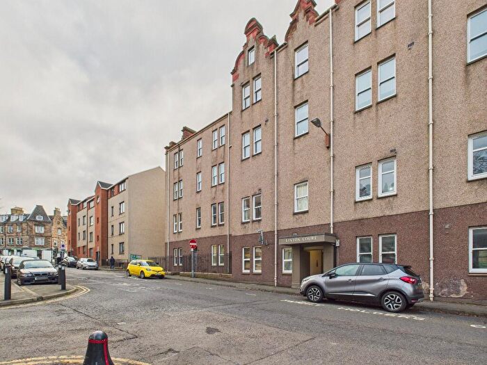 1 Bedroom Flat To Rent In Murieston Road (Linton Court), Dalry, Edinburgh, EH11
