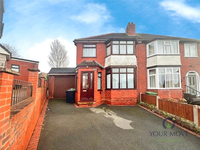 3 Bedroom Semi-Detached House For Sale In Sledmore Road, Dudley, West Midlands, DY2