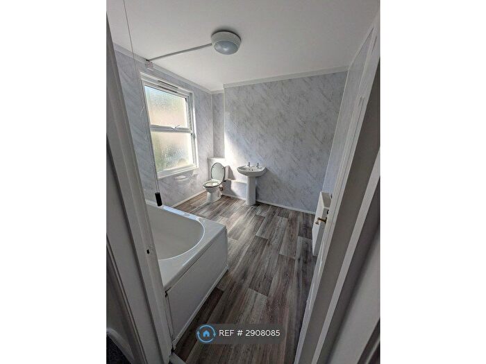 2 Bedroom Terraced House To Rent In Old London Road, Hastings, TN35