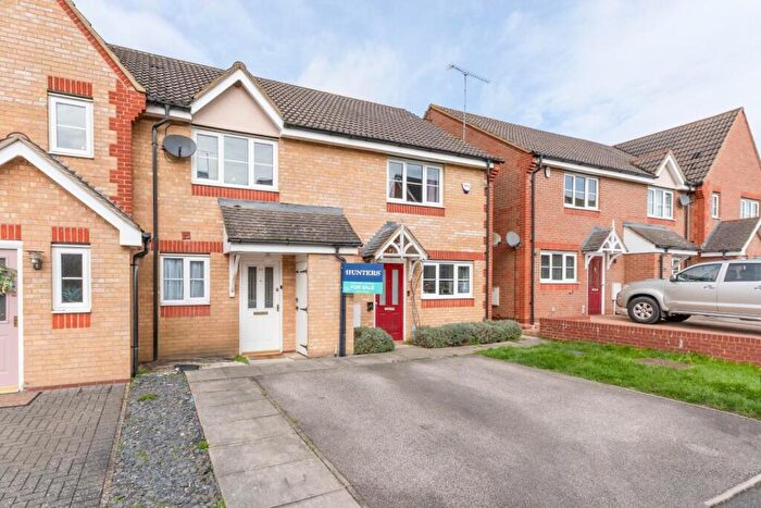 2 Bedroom Terraced House For Sale In Palmer Crescent, Leighton Buzzard, LU7