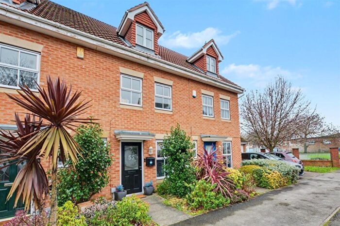 3 Bedroom Terraced House For Sale In Topliff Road, Chilwell, Nottingham, NG9