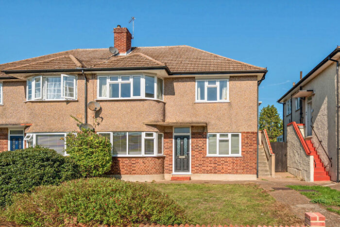 2 Bedroom Maisonette For Sale In High Street, West Wickham, BR4