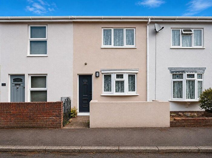 2 Bedroom Terraced House To Rent In Leesland Road, Gosport, PO12