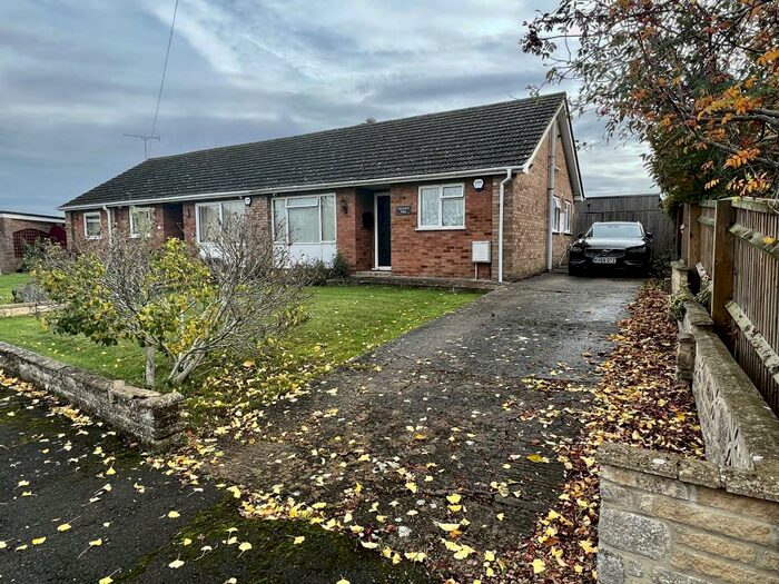 2 Bedroom Semi-Detached Bungalow For Sale In Sydenham, Chinnor, OX39