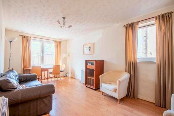 2 Bedroom Flat To Rent In Robertson Avenue, Edinburgh, EH11