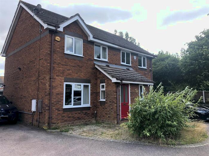 3 Bedroom Semi-Detached House To Rent In Bramblewood, Ipswich, IP8