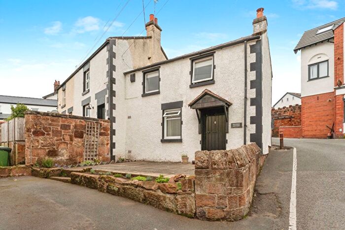 1 Bedroom Terraced House For Sale In School Hill, Wirral, Merseyside, CH60