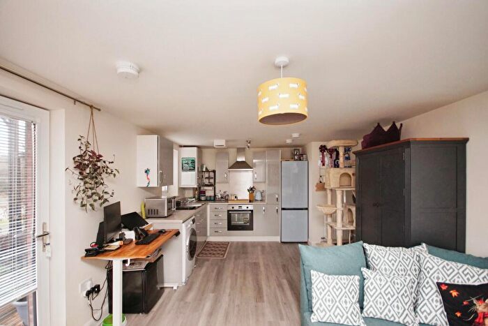 1 Bedroom Flat For Sale In Dowsell Way, Yate, Bristol, Gloucestershire, BS37