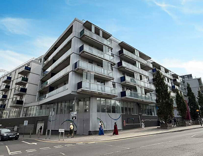 1 Bedroom Flat For Sale In Flat Quadrant Court, Empire Way, Wembley, Greater London, HA9
