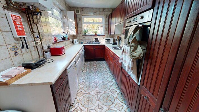 4 Bedroom House To Rent In Coronation Road, Selly Oak, B29