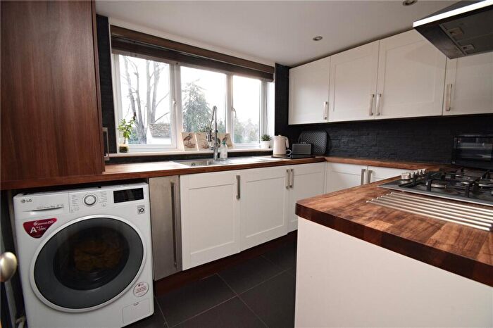 2 Bedroom Apartment To Rent In Creffield Road, Colchester, Essex, CO3