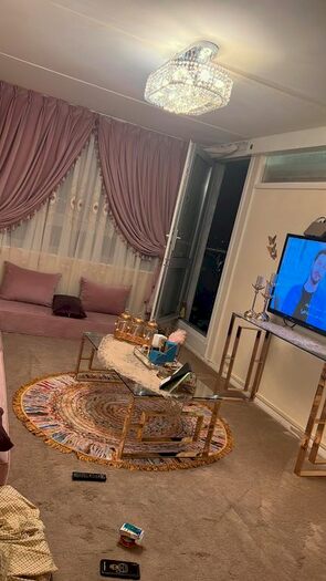 2 Bedroom Flat To Rent In Woodchester Square, London, W2