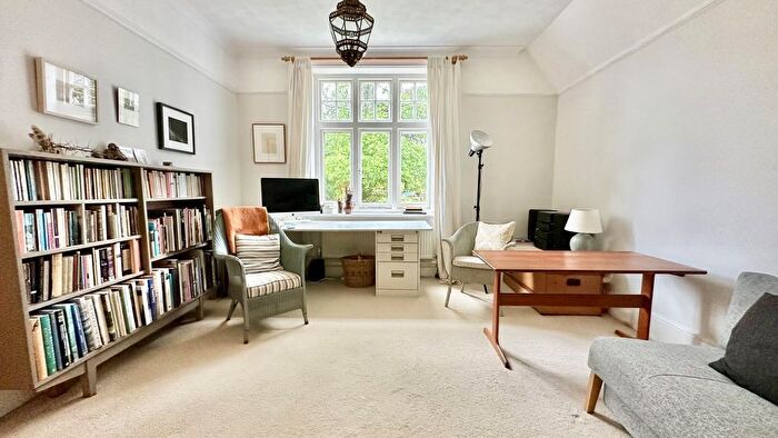 1 Bedroom Flat For Sale In Wheel Lane, Westfield, TN35