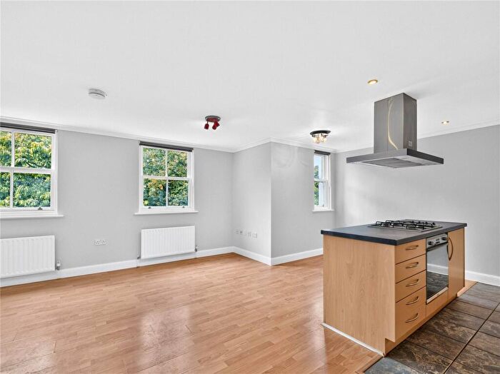 2 Bedroom Apartment To Rent In Clapton Square, London, E5