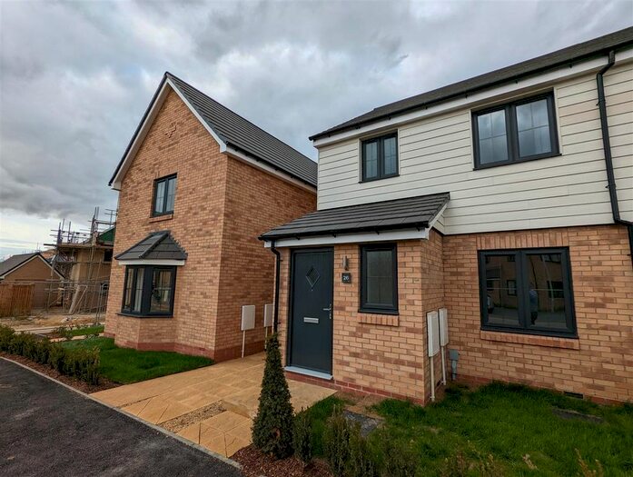 3 Bedroom Semi-Detached House To Rent In Clydesdale Road, Witchford, Ely, CB6