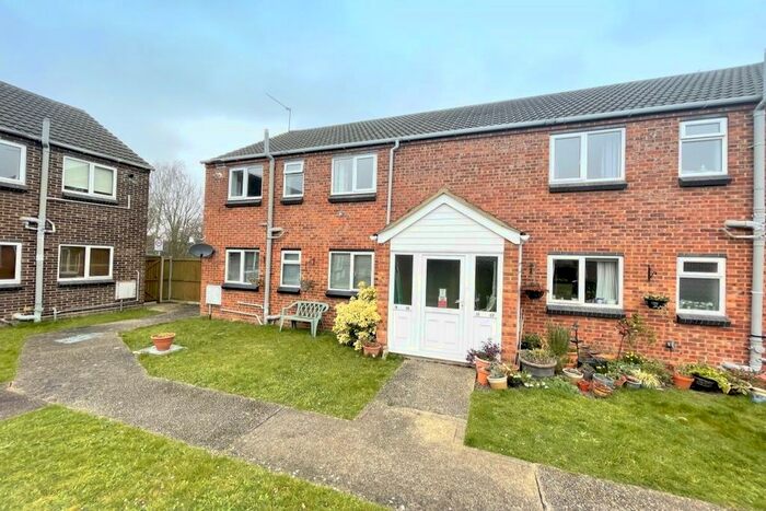 2 Bedroom Flat To Rent In Church View Court, Norwich, NR7