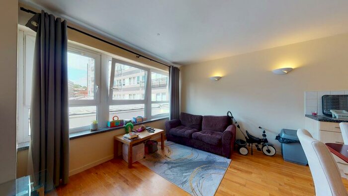 1 Bedroom Flat To Rent In Calderwood Street, SE18