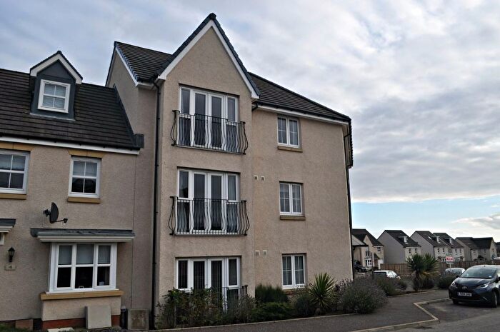 2 Bedroom Flat To Rent In E Kenneth Place, Dunfermline, KY11