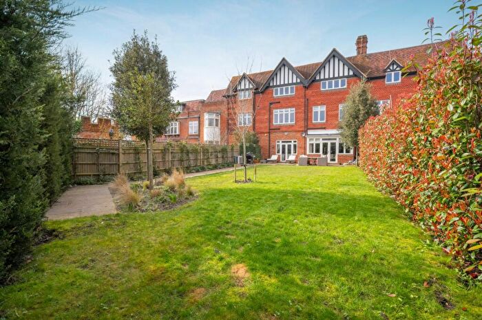 5 Bedroom Terraced House For Sale In Drift Road, Winkfield, Windsor, Berkshire, SL4