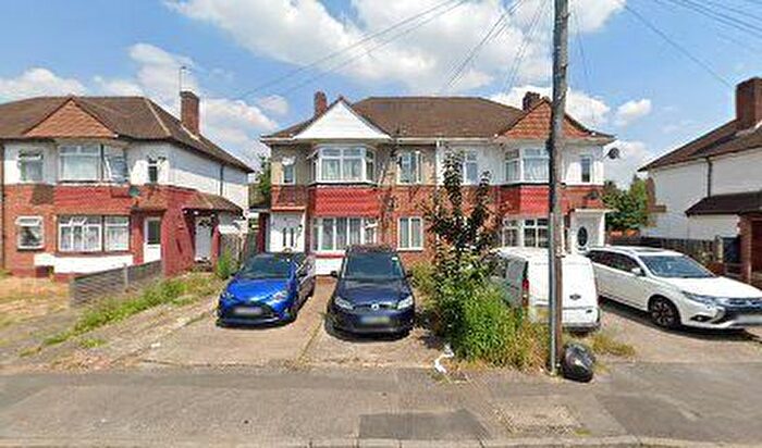 2 Bedroom Flat To Rent In Stratford Road, Hayes, UB4