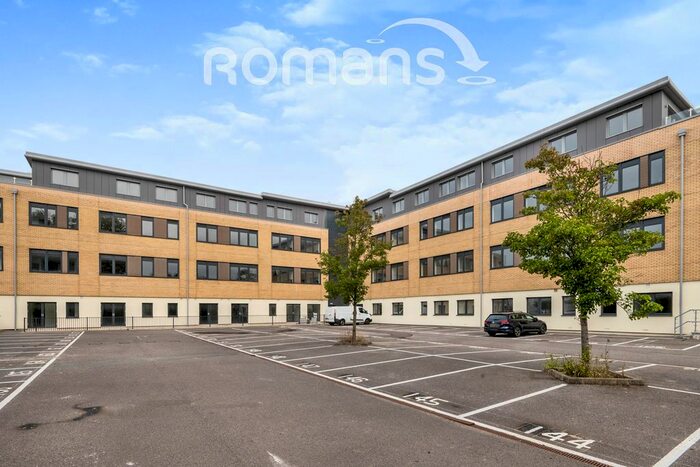 2 Bedroom Flat To Rent In Lyon Way, Frimley, Camberley, GU16