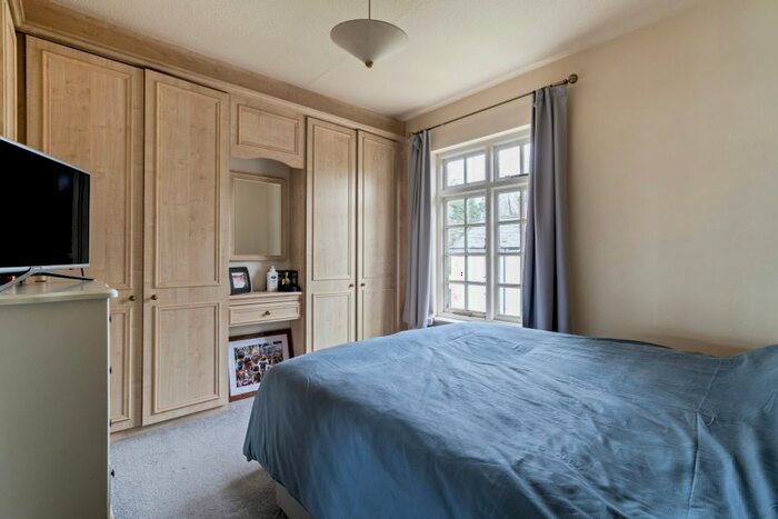 2 Bedroom Terraced House For Sale In Bury Lane, Rickmansworth, WD3